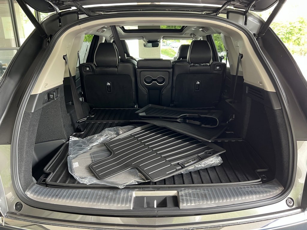 New 2026 Acura MDX w/ Advance Package image 9