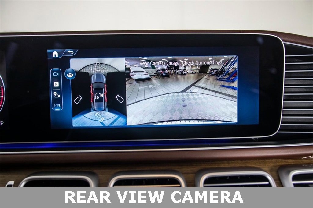 Used 2025 Mercedes-Benz Maybach GLS 600 4MATIC image 41