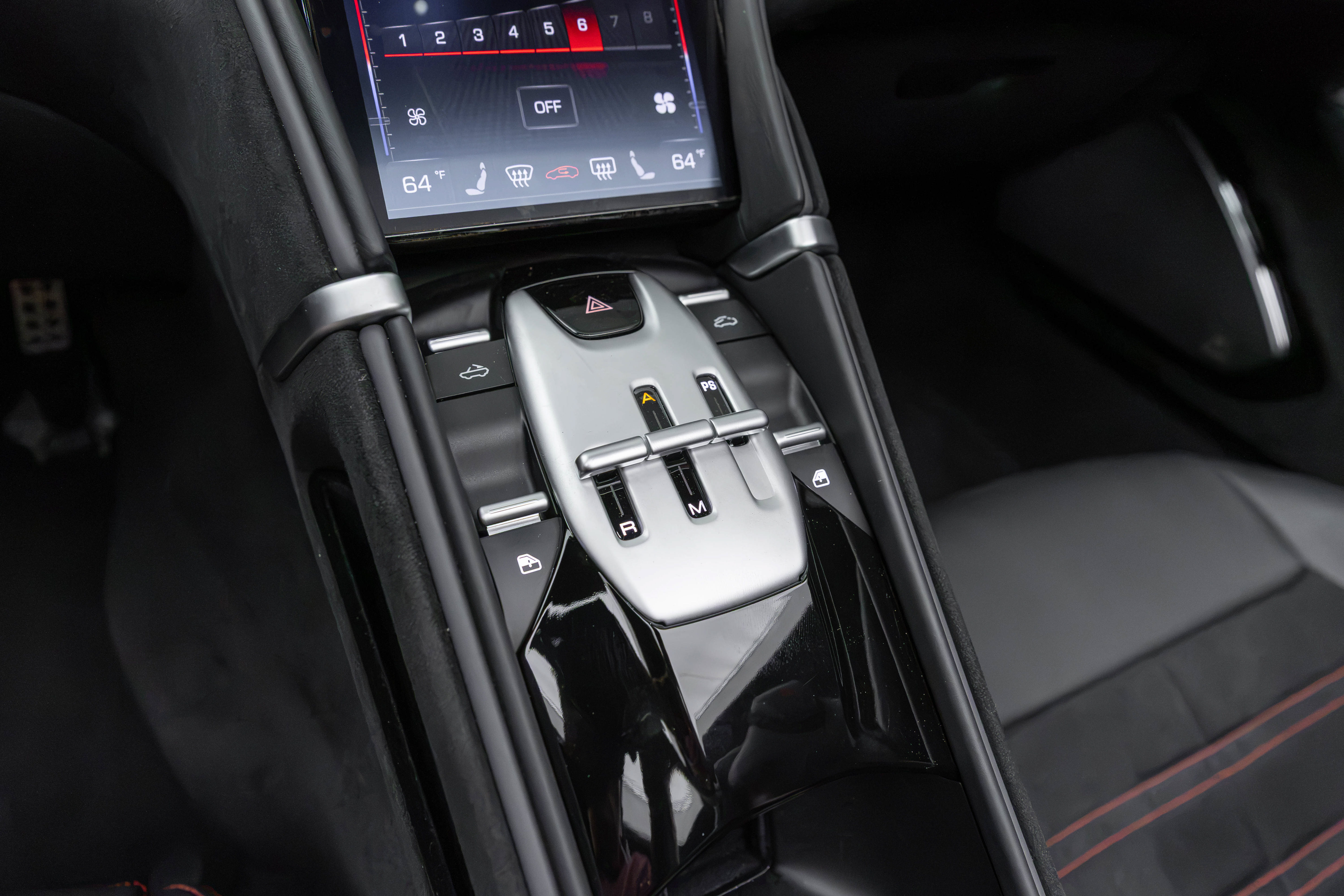 Certified 2025 Ferrari Roma Spider RWD image 6
