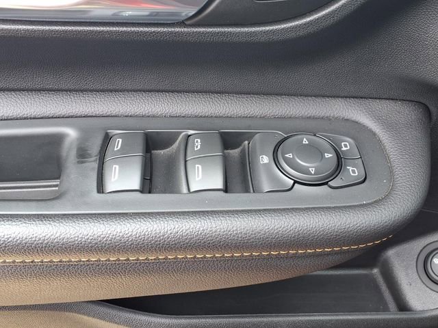 Used 2022 GMC Terrain AT4 w/ Infotainment Package II image 19