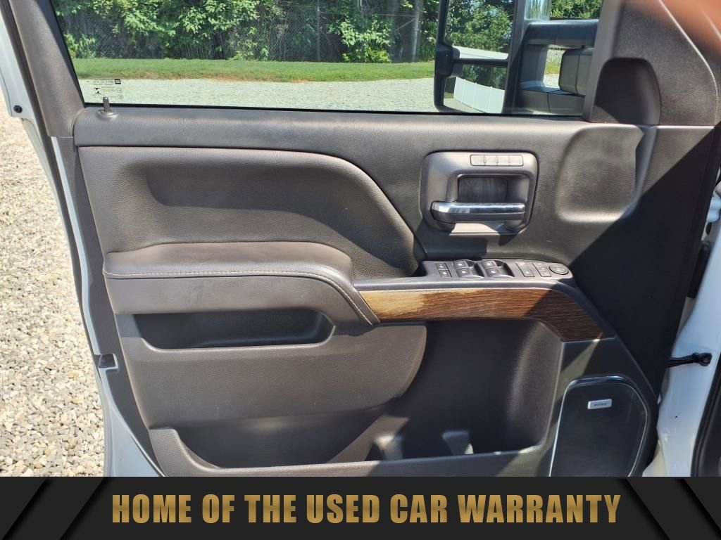 Used 2017 GMC Sierra 3500 Denali image 19