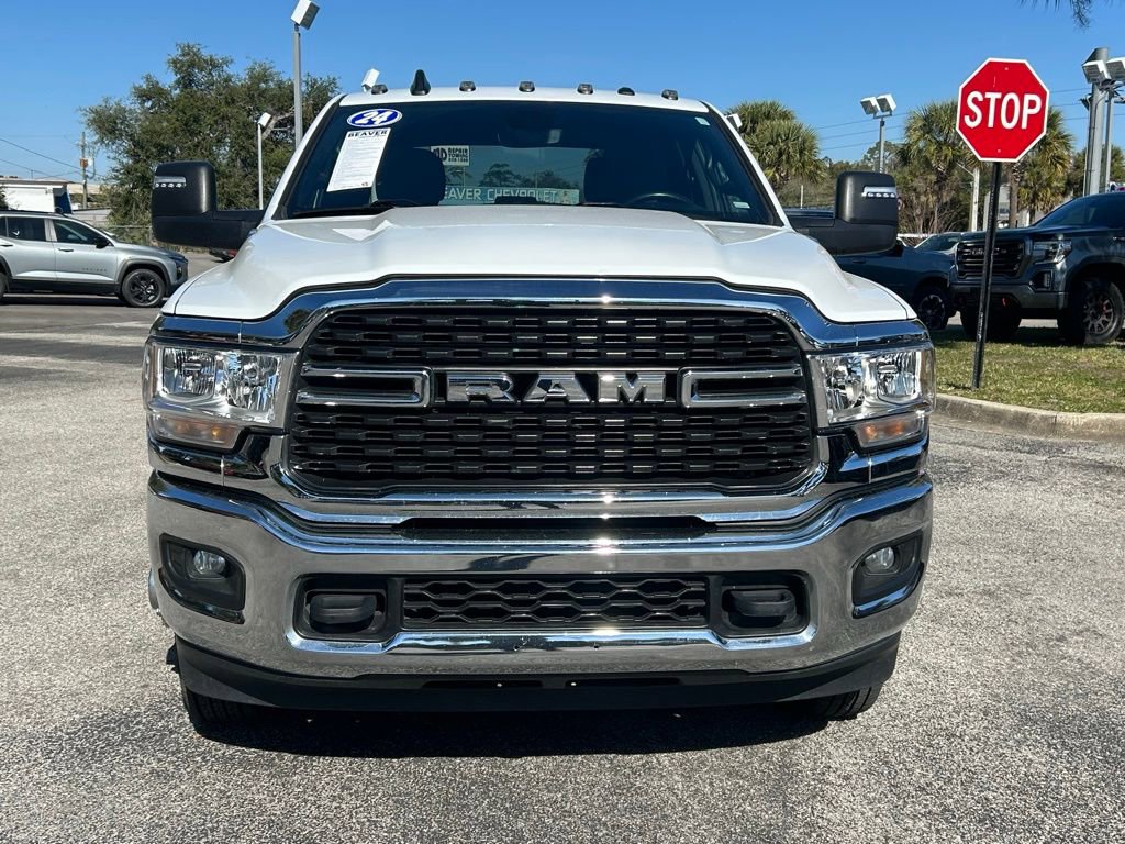 Used 2024 RAM 3500 Big Horn image 3