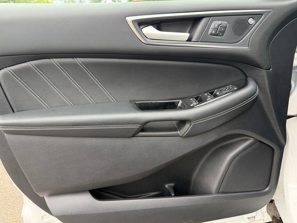 Used 2019 Ford Edge ST w/ Equipment Group 401A AWD/4WD image 15