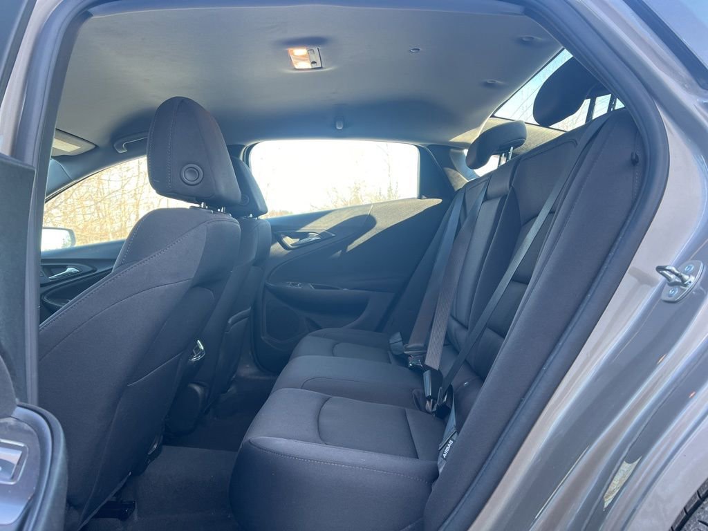 Used 2024 Chevrolet Malibu LT image 24