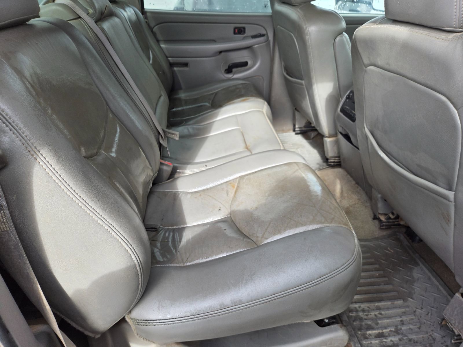 Used 2005 GMC Sierra 2500 SLT w/ Heavy-Duty Power Package image 11