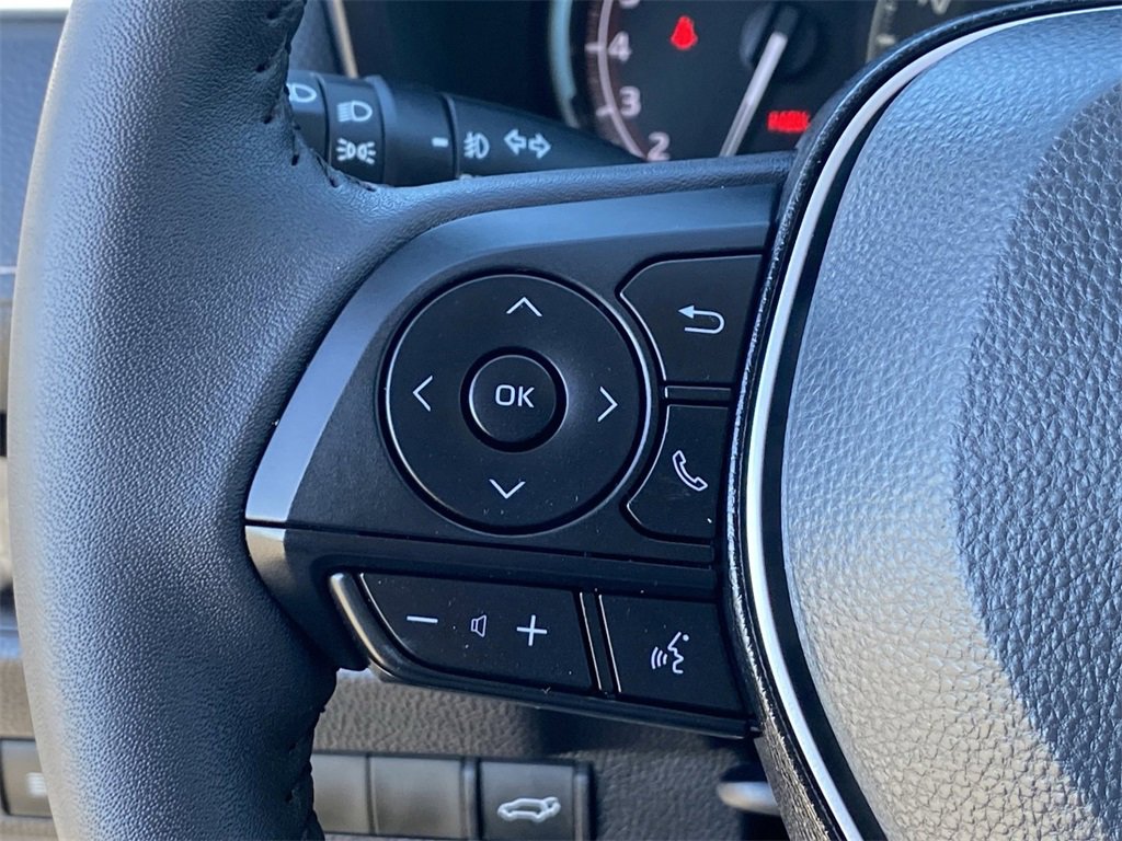 Certified 2025 Toyota RAV4 XLE Premium image 25