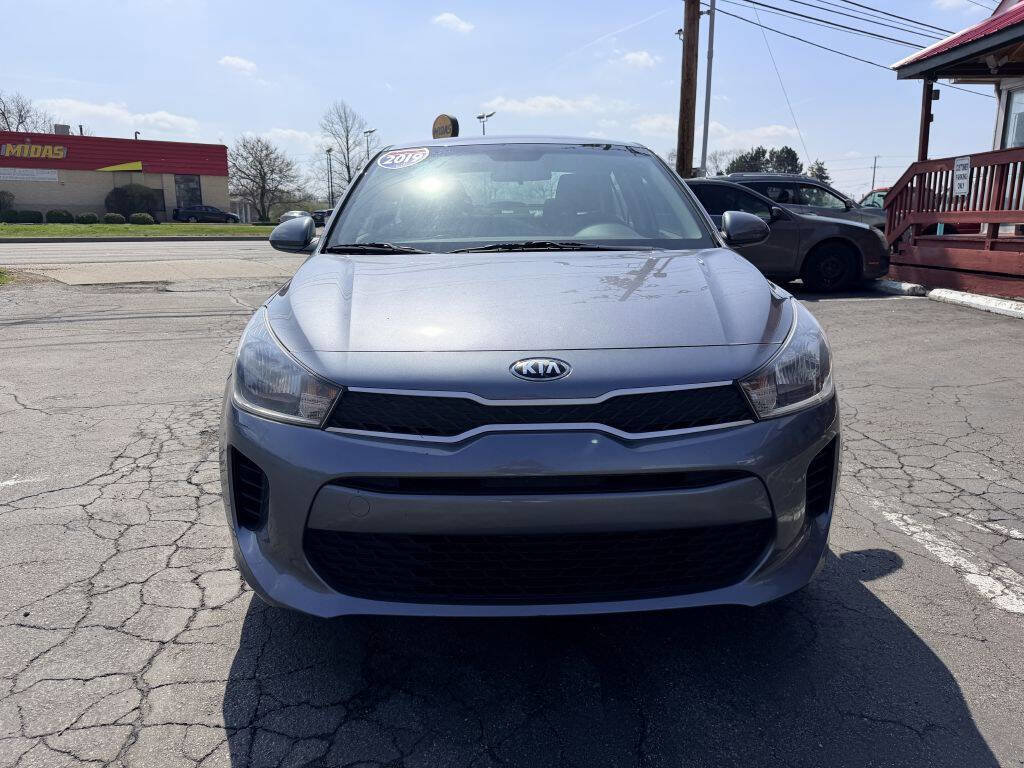Used 2019 Kia Rio S image 2