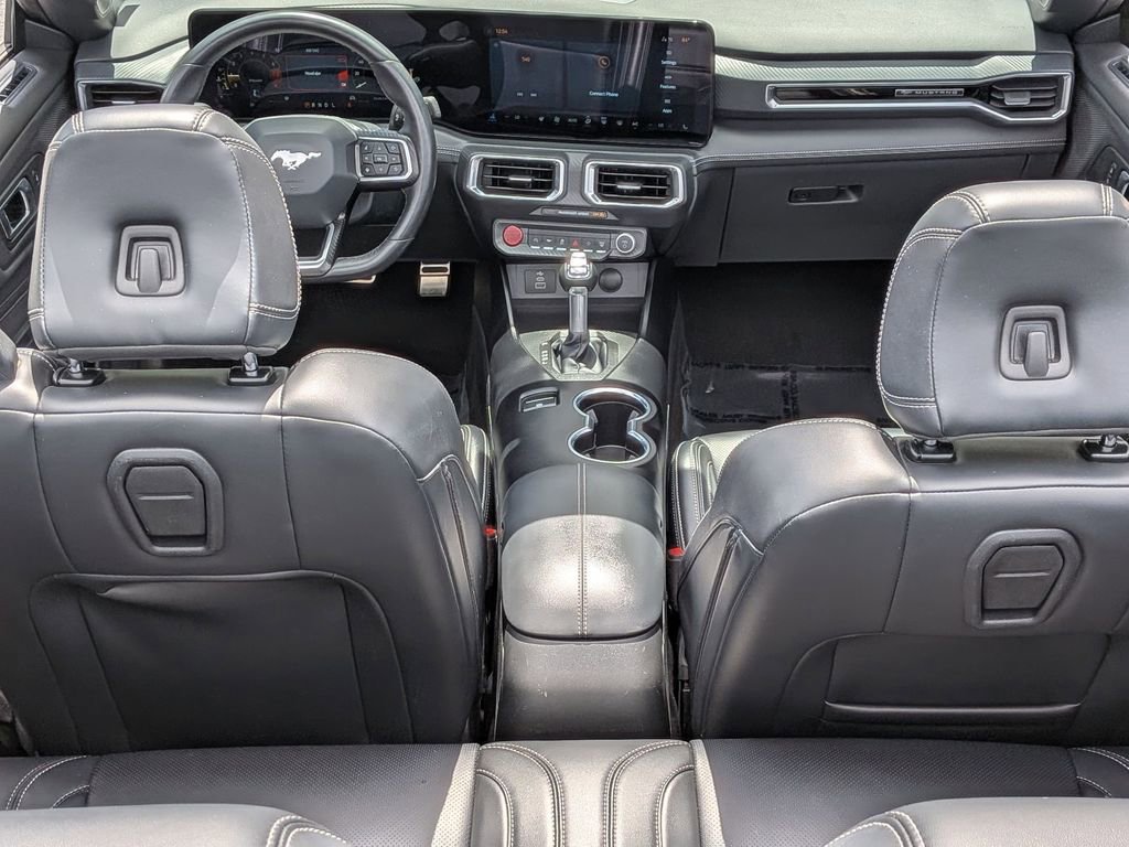 Used 2025 Ford Mustang Premium RWD image 27