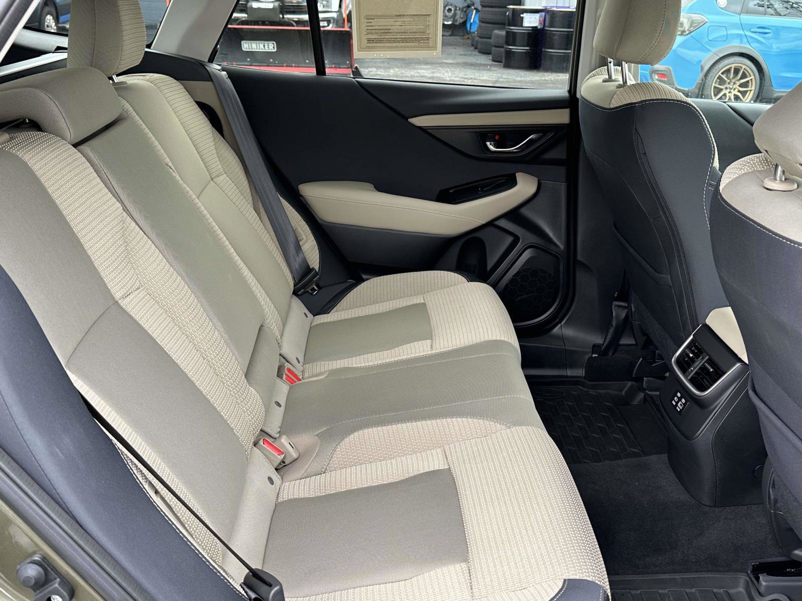 Certified 2025 Subaru Outback Premium AWD/4WD image 16