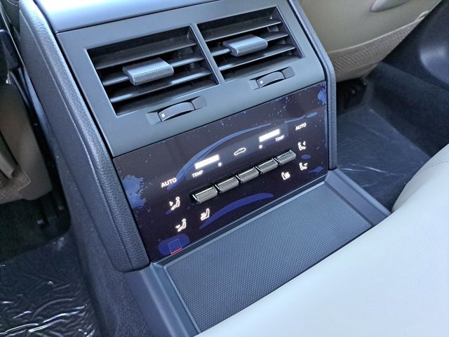 New 2026 Porsche Panamera 4 image 18