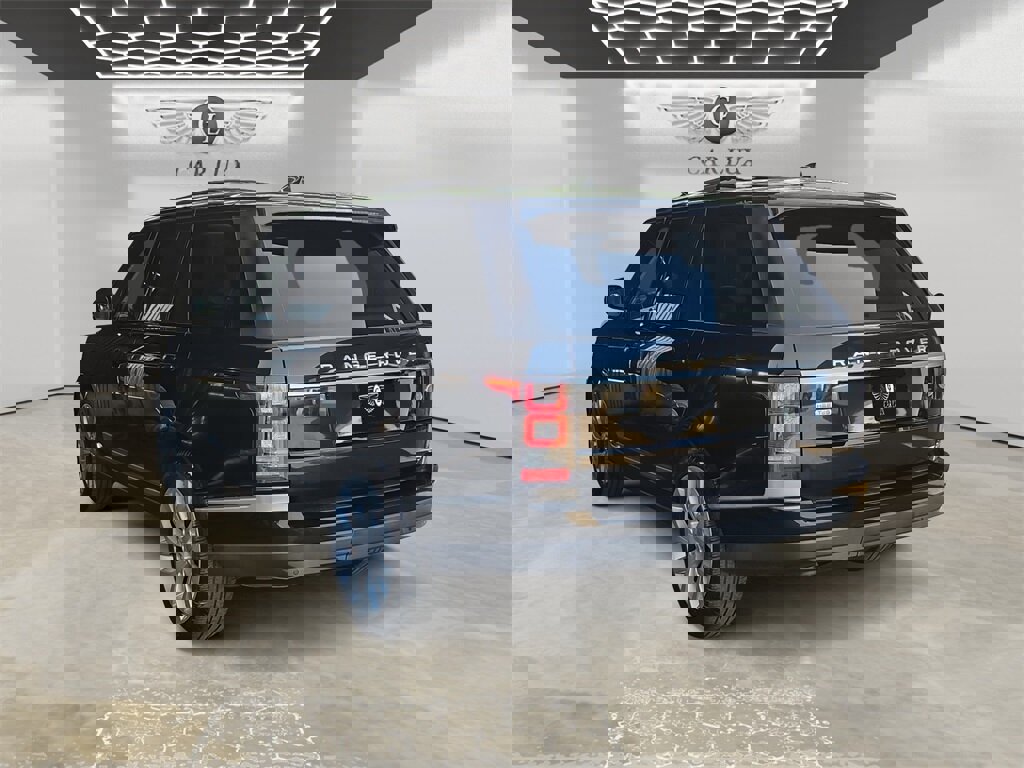 Used 2017 Land Rover Range Rover HSE image 3