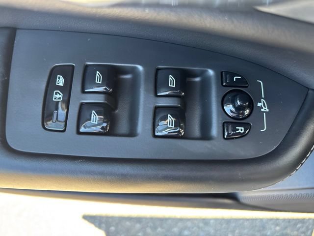 Used 2020 Volvo XC90 T8 Inscription AWD/4WD image 14