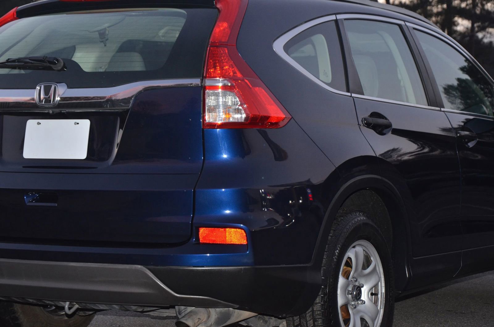 Used 2015 Honda CR-V LX image 39