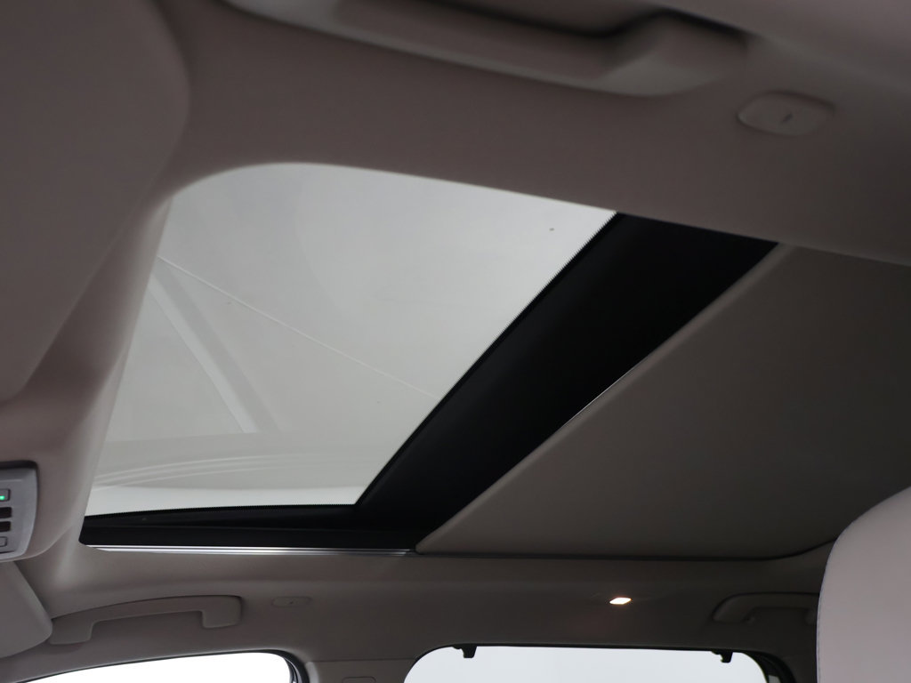 Used 2023 Nissan Rogue SL w/ SL Premium Package FWD image 19