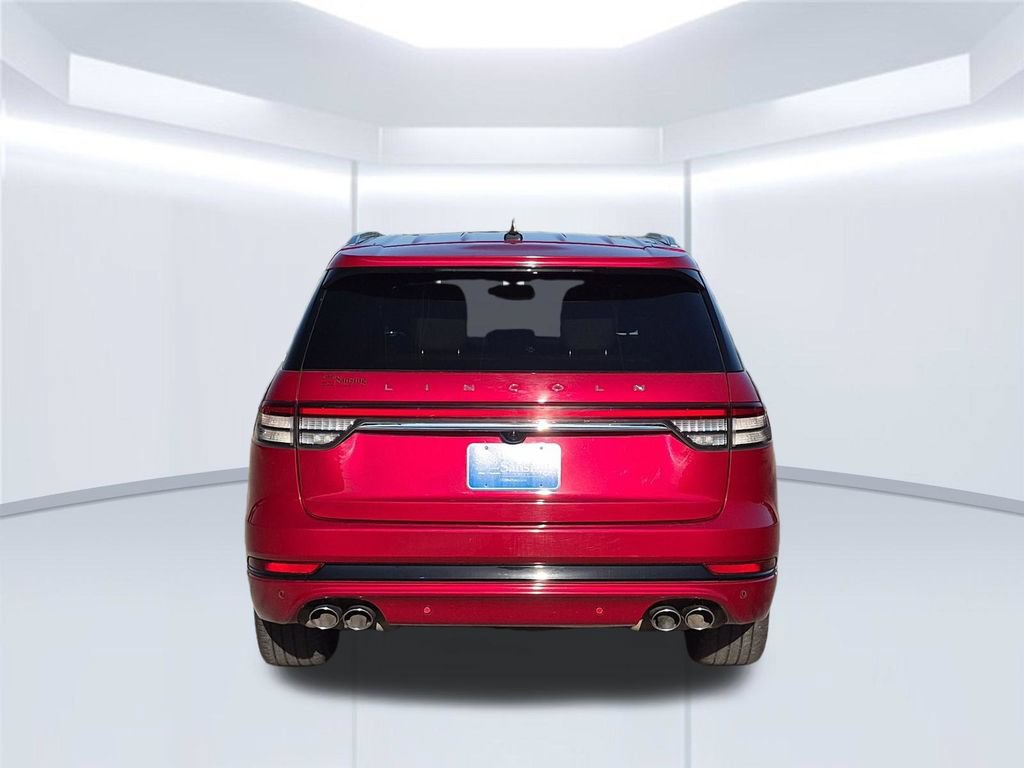 Used 2021 Lincoln Aviator Grand Touring w/ Elements Package Plus AWD/4WD image 5