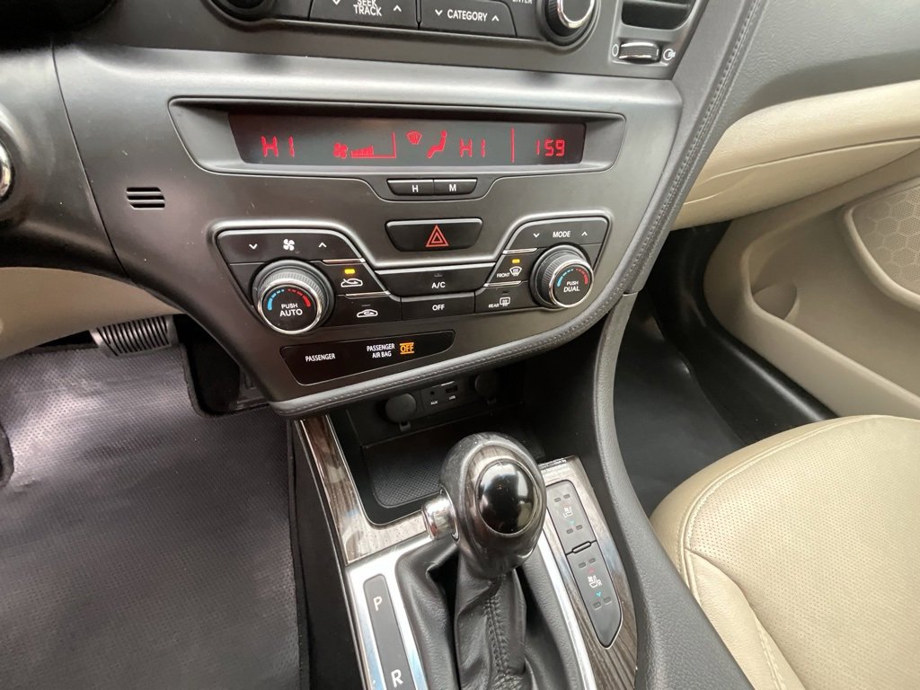 Used 2013 Kia Optima EX w/ Premium Pkg image 17