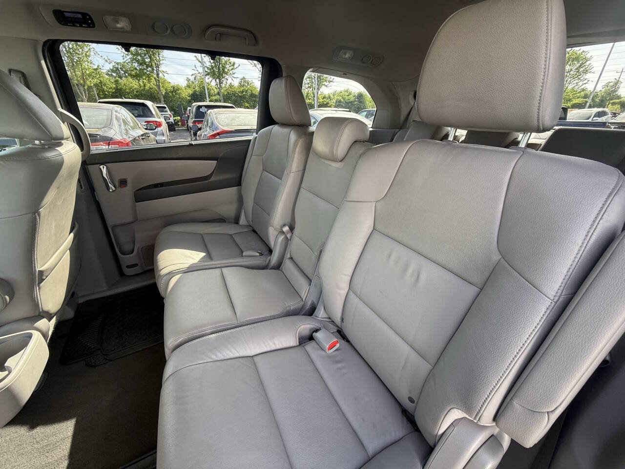 Used 2015 Honda Odyssey EX-L image 23
