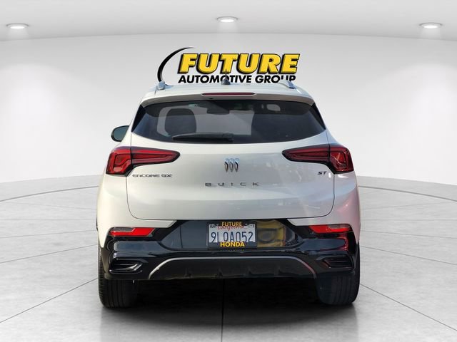 Used 2024 Buick Encore GX Sport Touring image 9