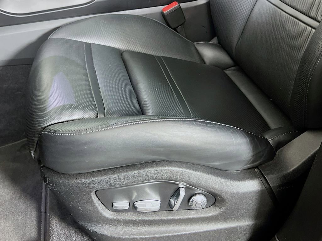 Used 2021 Porsche Cayenne S image 23