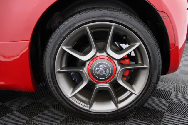 Used 2013 FIAT 500 Abarth w/ Comfort/Convenience Group FWD image 8