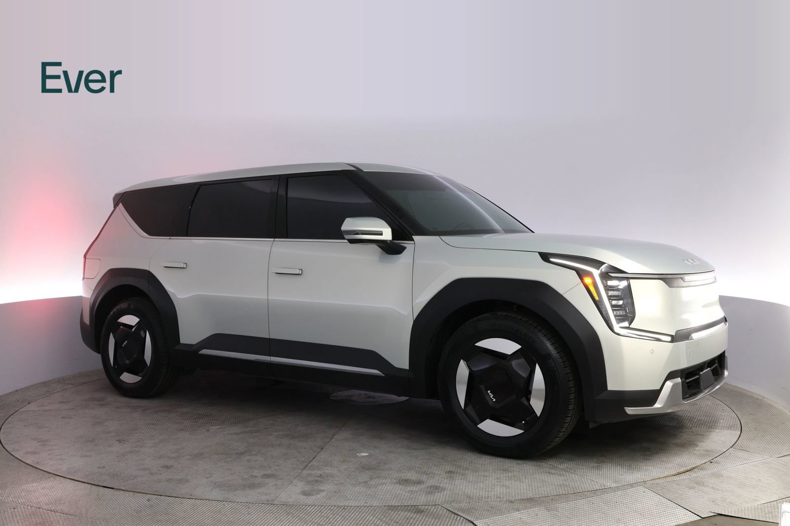 Used 2024 Kia EV9 Light Long Range RWD image 14