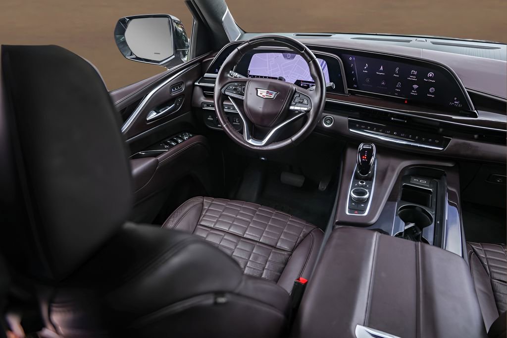 Used 2022 Cadillac Escalade Sport Platinum w/ LPO, ONYX Package AWD/4WD image 29