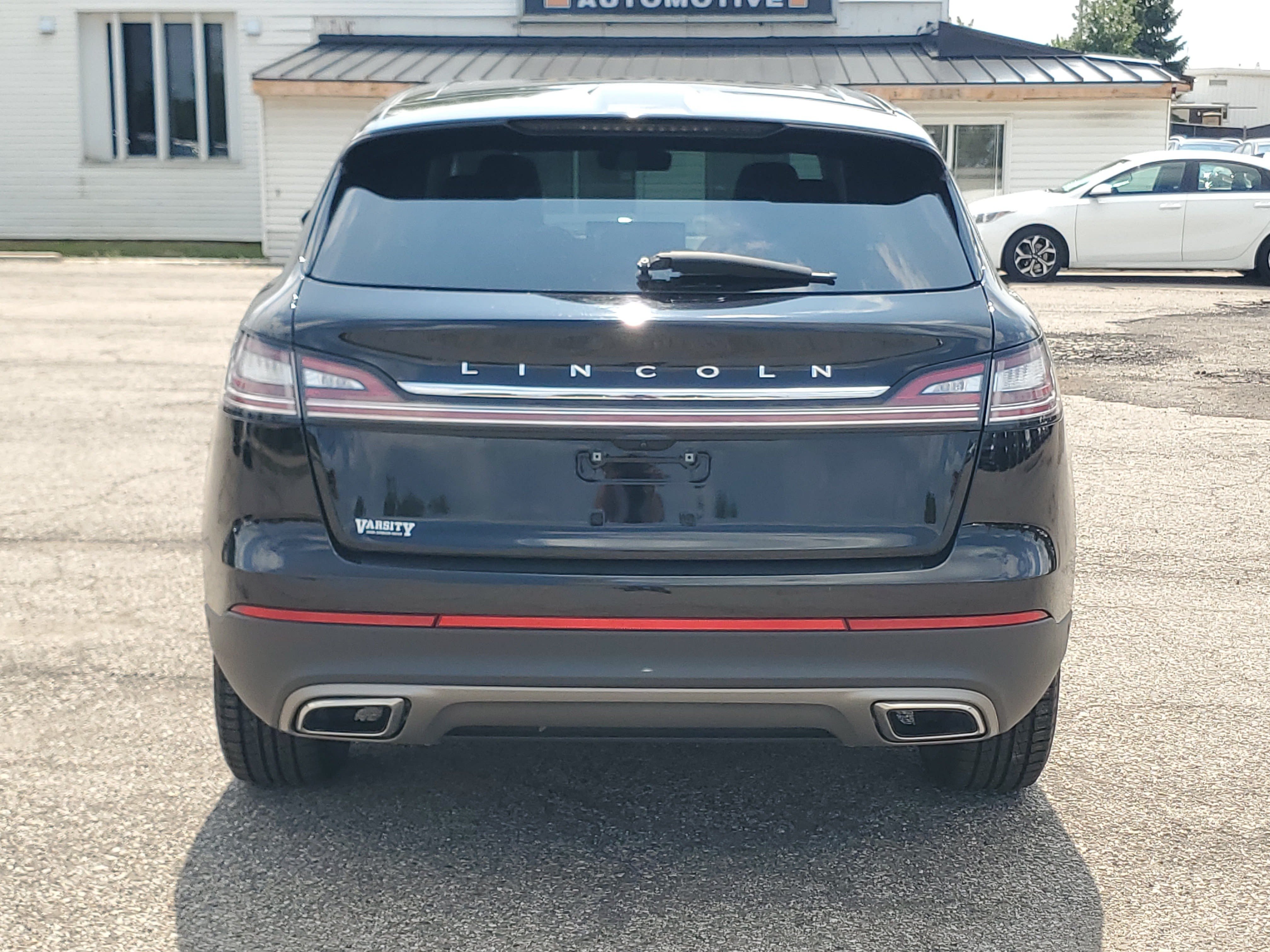 Used 2023 Lincoln Nautilus Reserve w/ Equipment Group 201A AWD/4WD image 5