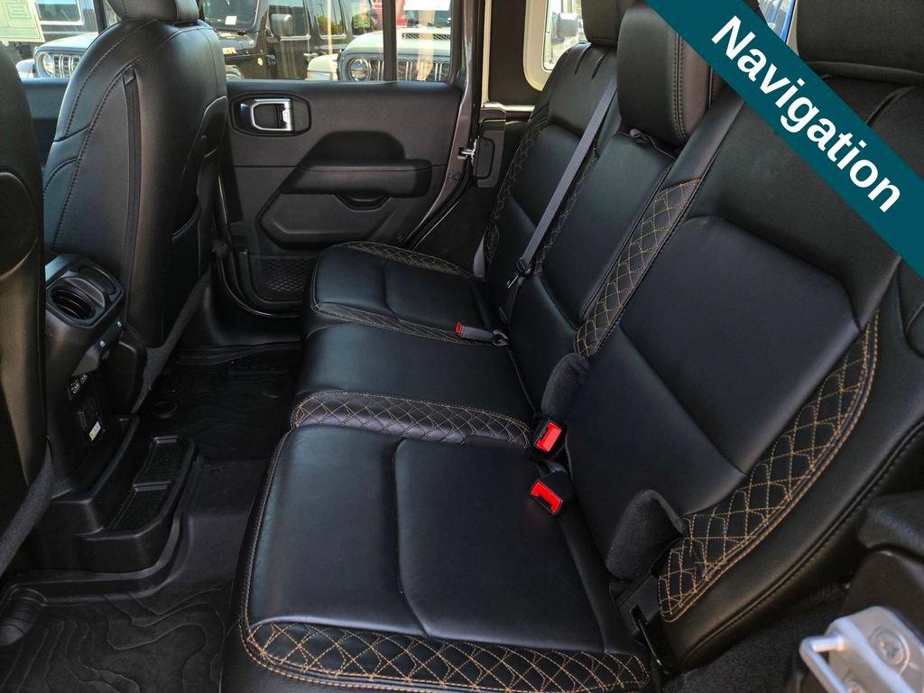 Used 2021 Jeep Wrangler Unlimited Sahara AWD/4WD image 11