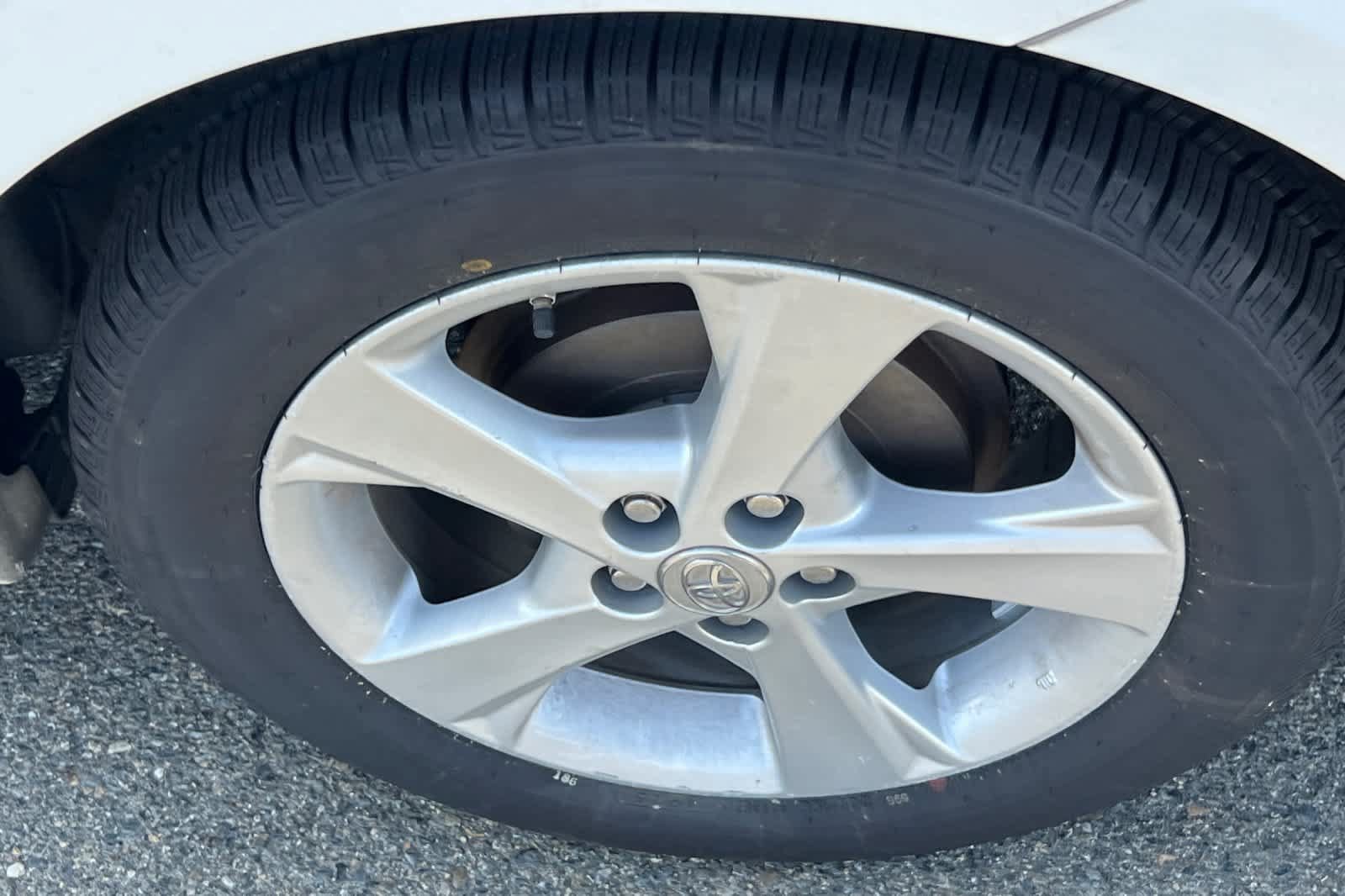 Used 2013 Toyota Corolla LE w/ Premium Pkg FWD image 22