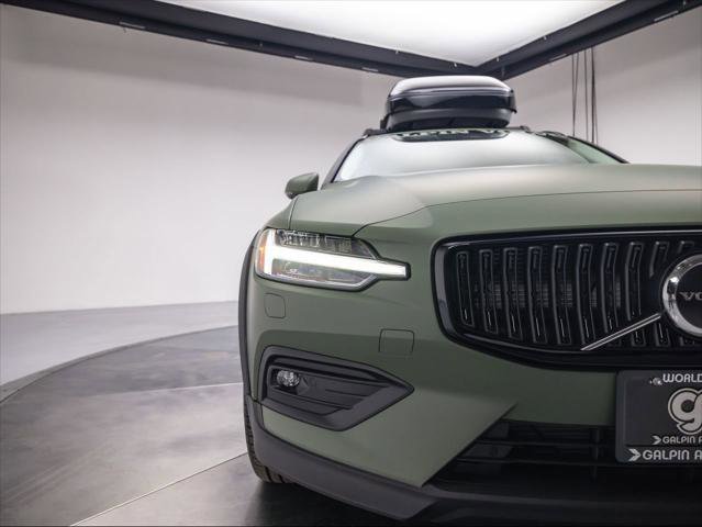 New 2026 Volvo V60 B5 Cross Country Plus w/ Climate Package image 27