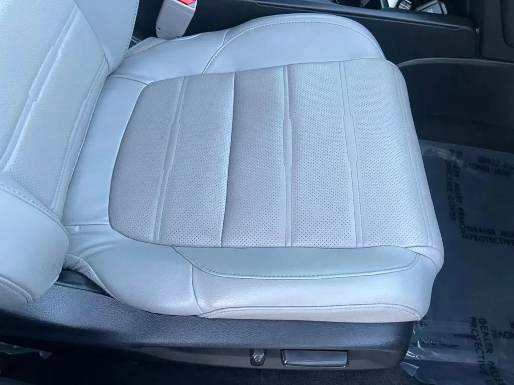 Used 2017 Honda CR-V EX-L image 15