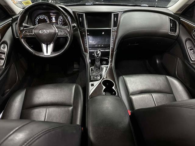 Used 2019 INFINITI Q50 Luxe AWD/4WD image 14