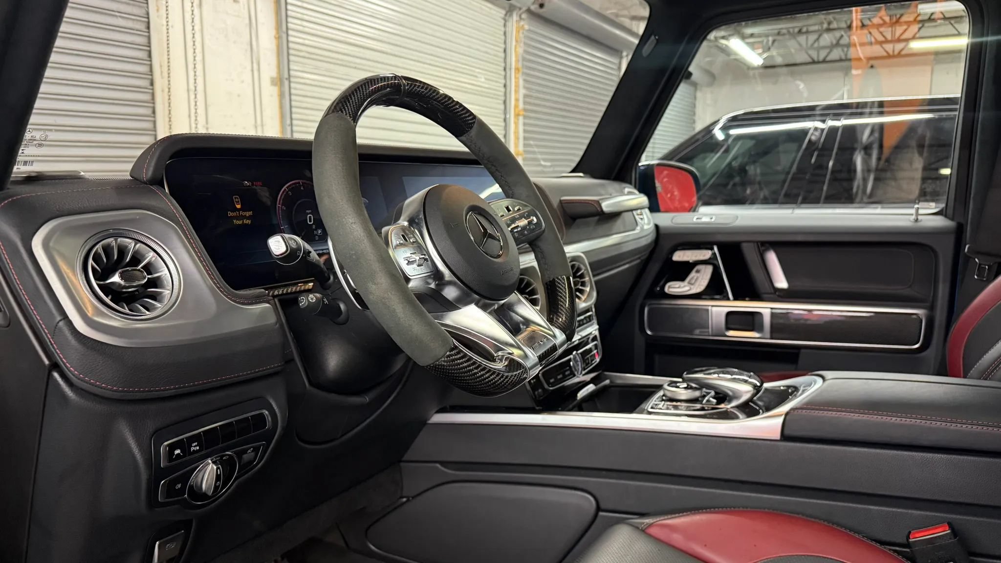 Used 2024 Mercedes-Benz G 63 AMG 4MATIC w/ Manufactur Interior Package image 10