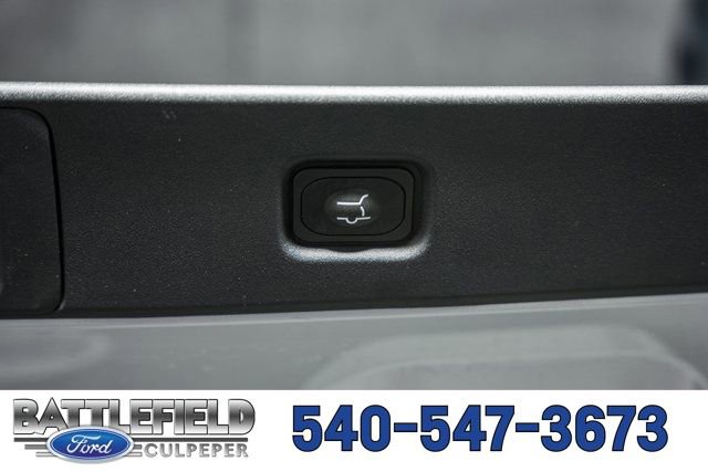 New 2026 Ford Expedition Active image 12