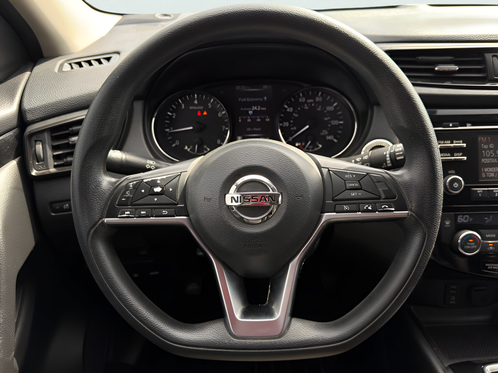 Used 2018 Nissan Rogue Sport SV FWD image 26