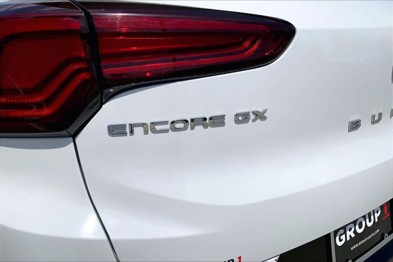 Used 2024 Buick Encore GX Sport Touring FWD image 32