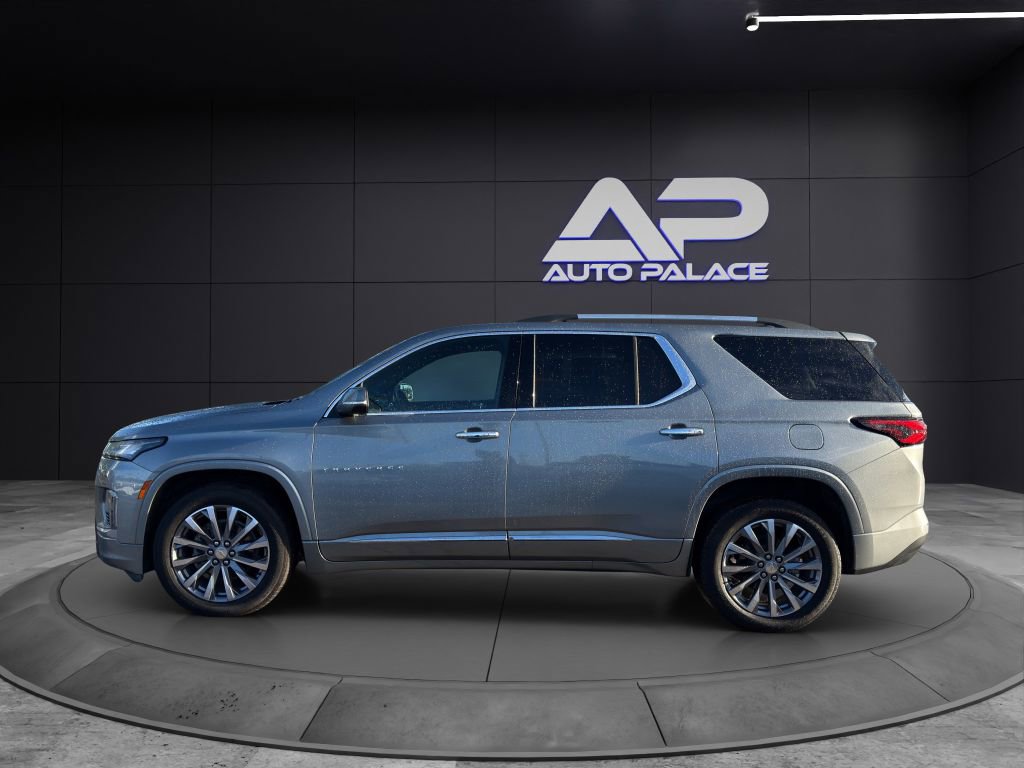 Used 2023 Chevrolet Traverse Premier image 7