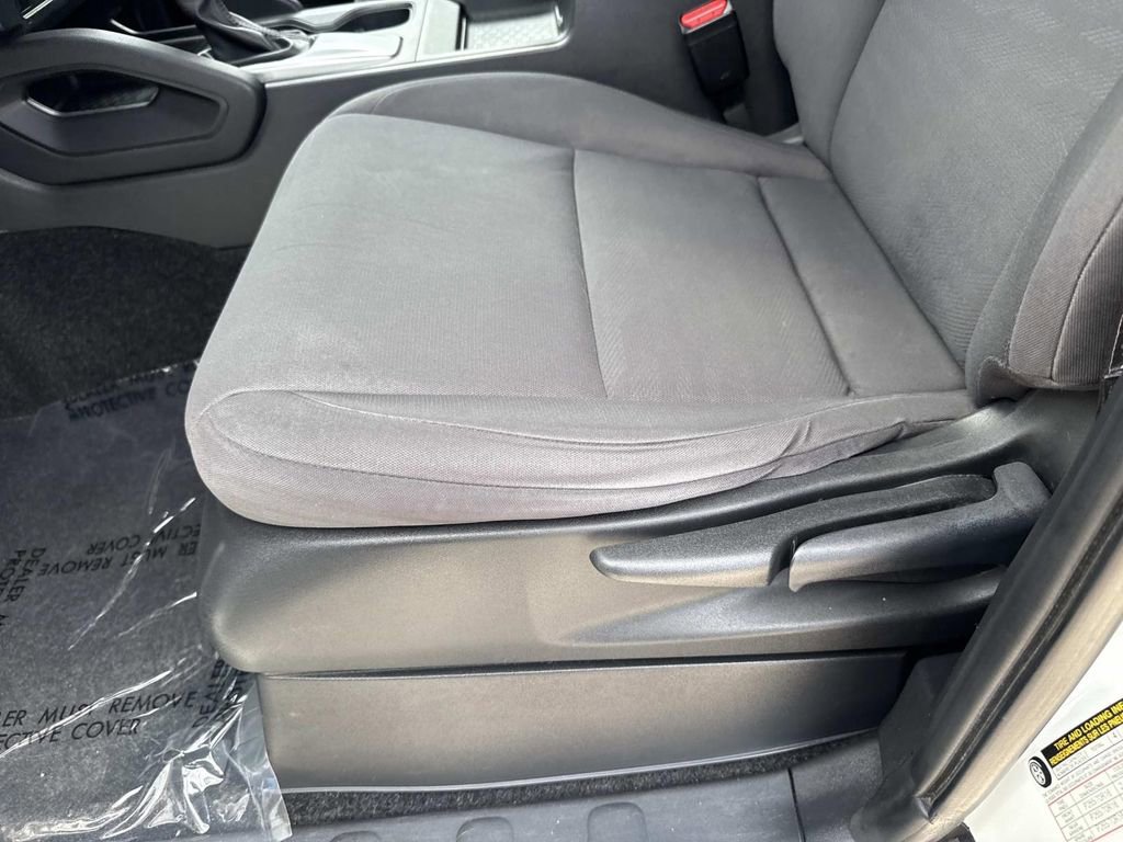 Used 2022 Nissan Frontier S w/ Technology Package image 19