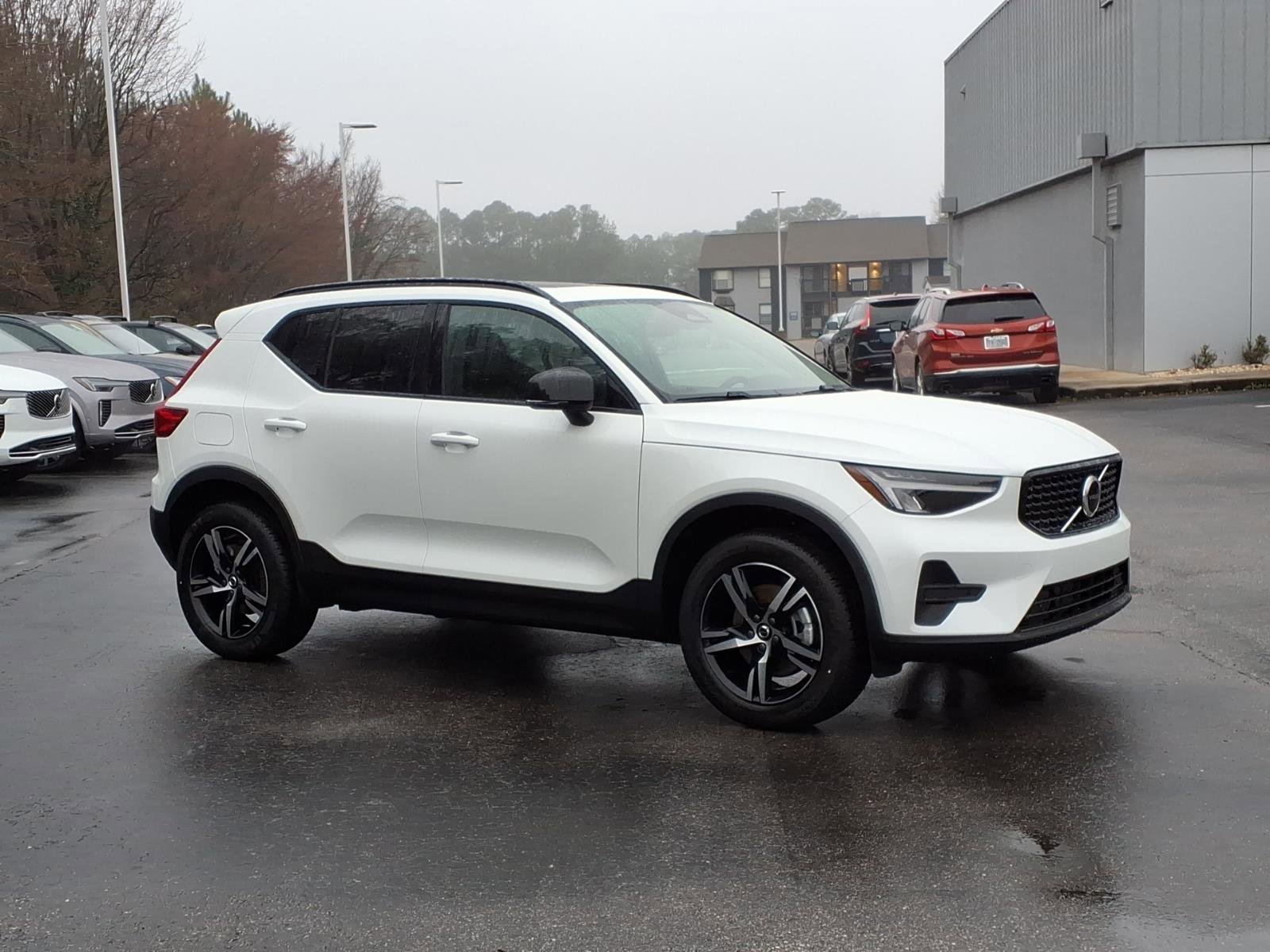 New 2026 Volvo XC40 B5 Core w/ Climate Package AWD/4WD video 1