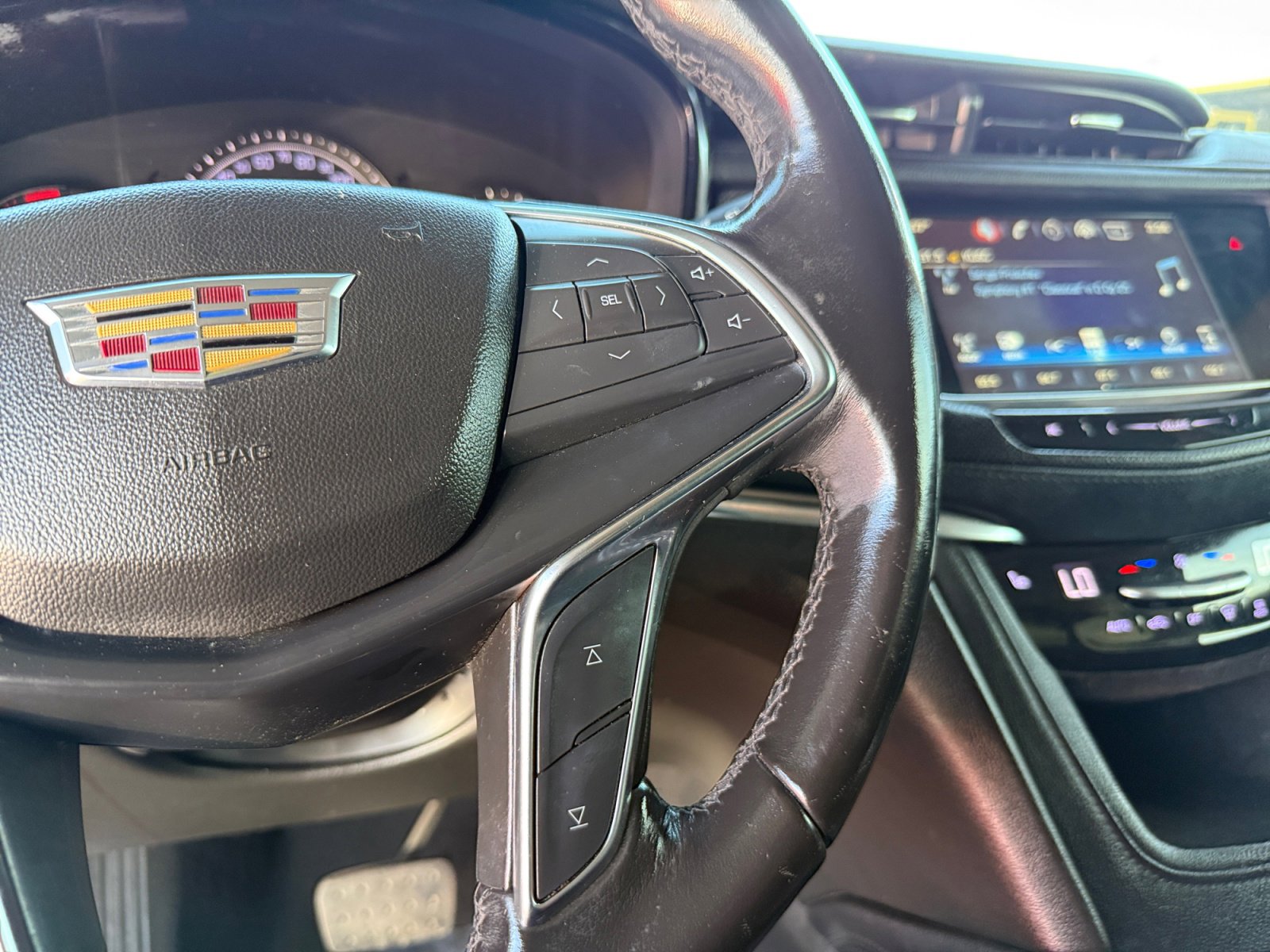 Used 2019 Cadillac XT5 Luxury image 16