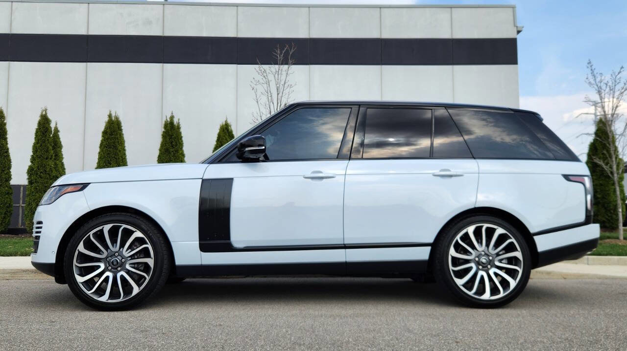 Used 2018 Land Rover Range Rover HSE image 2