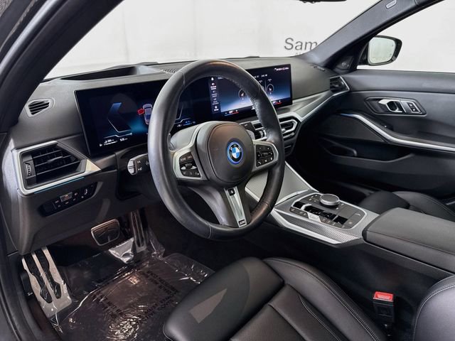 Used 2023 BMW 330e xDrive w/ M Sport Package AWD/4WD image 9