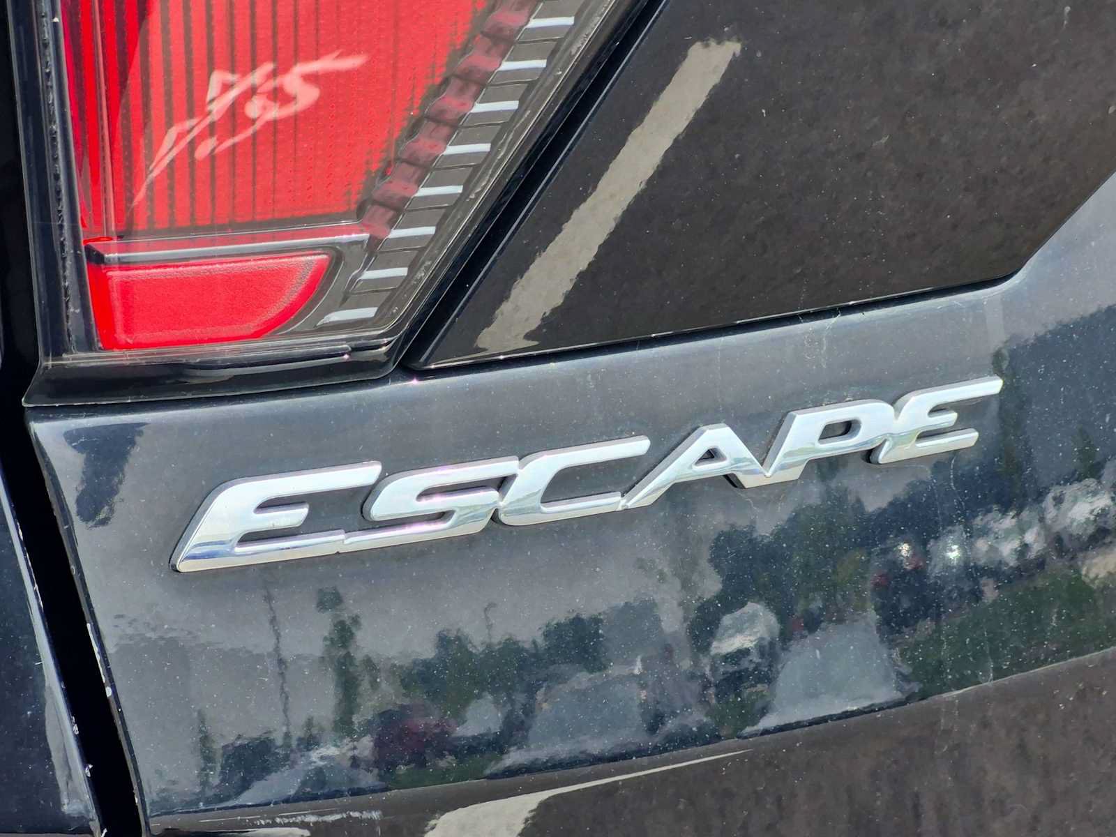 Used 2018 Ford Escape SEL AWD/4WD image 13
