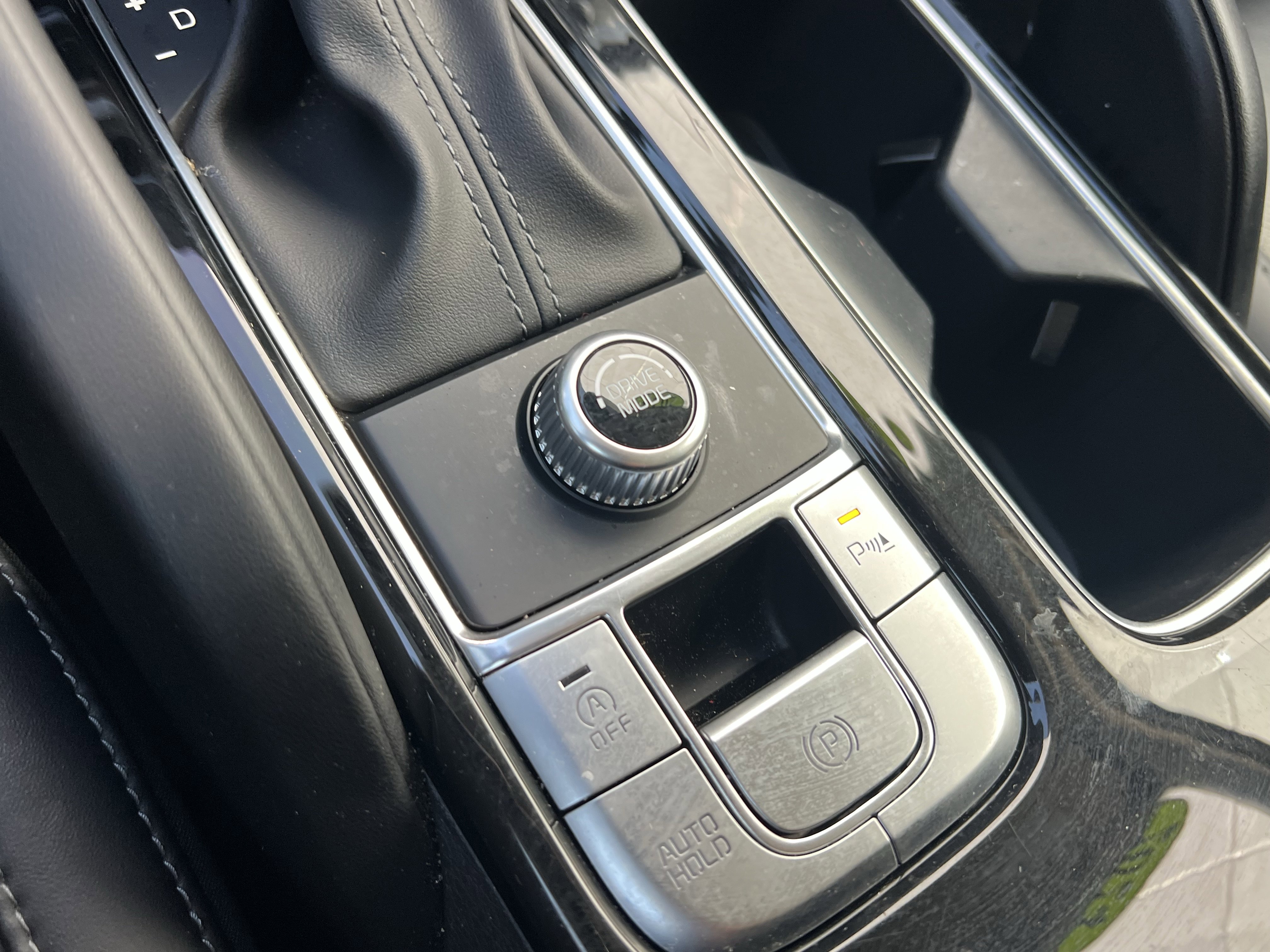 Used 2024 Kia Telluride S image 26