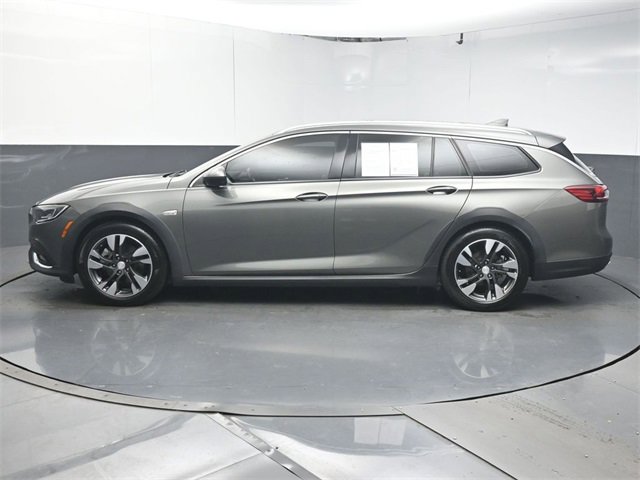 Used 2018 Buick Regal Essence w/ Driver Confidence Package #1 image 5