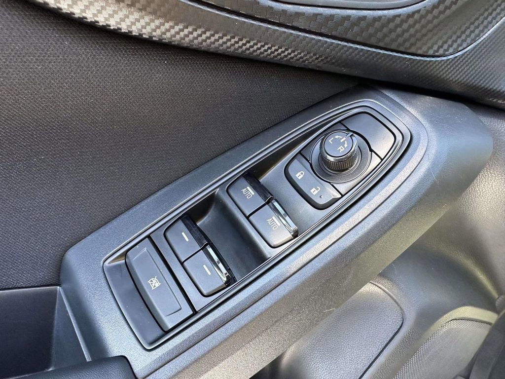 Certified 2023 Subaru Crosstrek 2.0i image 33