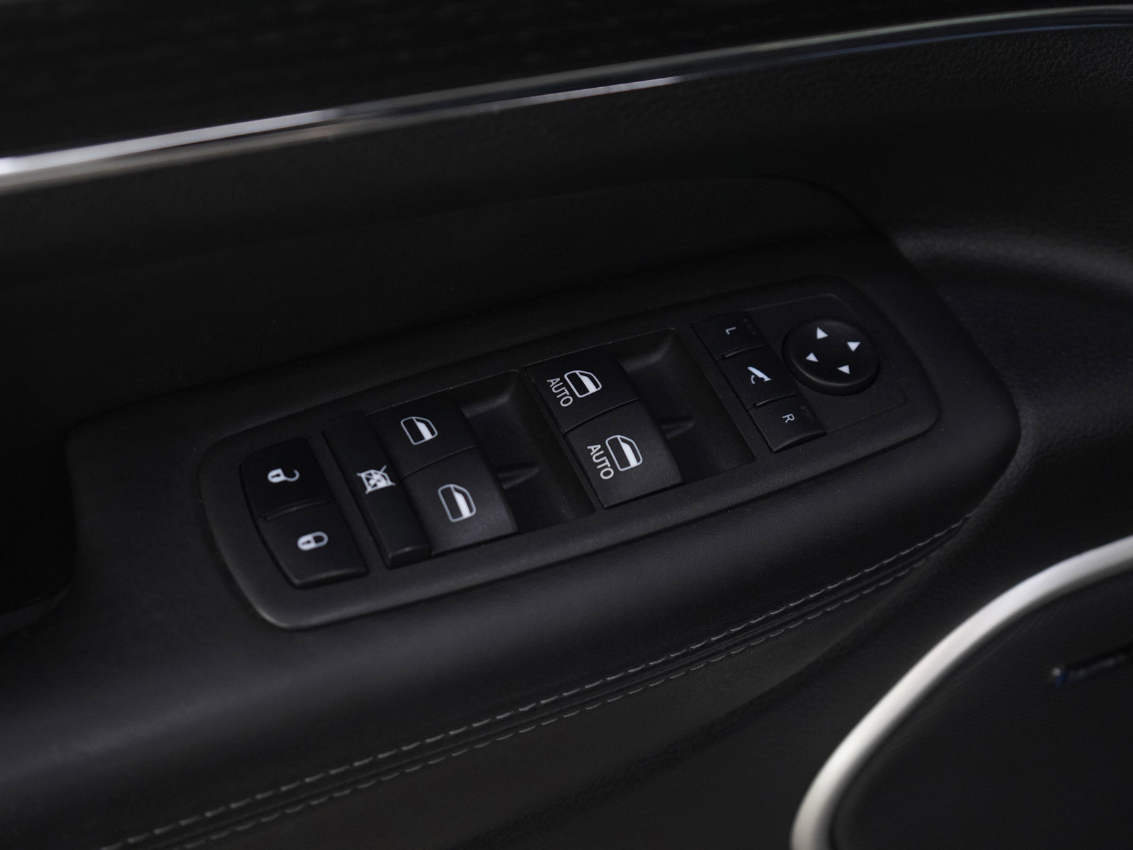 Used 2021 Jeep Grand Cherokee Summit image 20