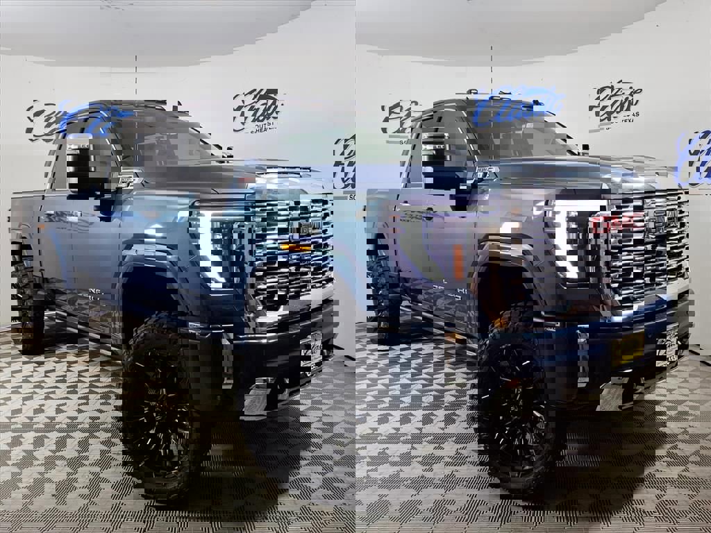 New 2026 GMC Sierra 2500 Denali w/ Denali Reserve Package image 2