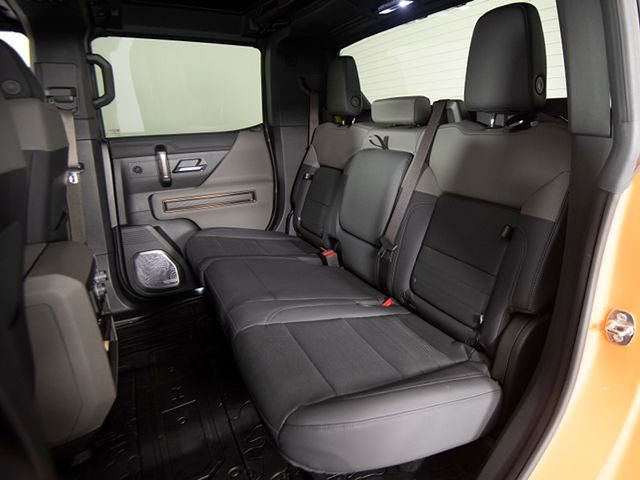 Used 2024 GMC Hummer EV 3X w/ LPO, Illumination Package image 34