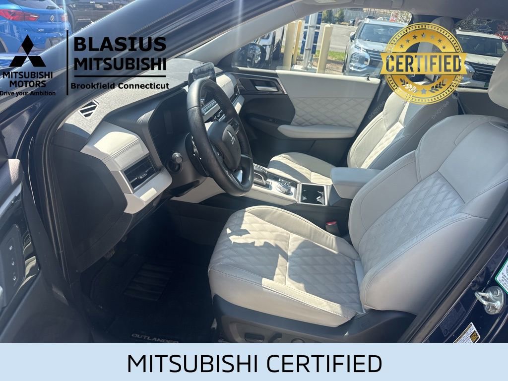 Used 2024 Mitsubishi Outlander SEL AWD/4WD image 24